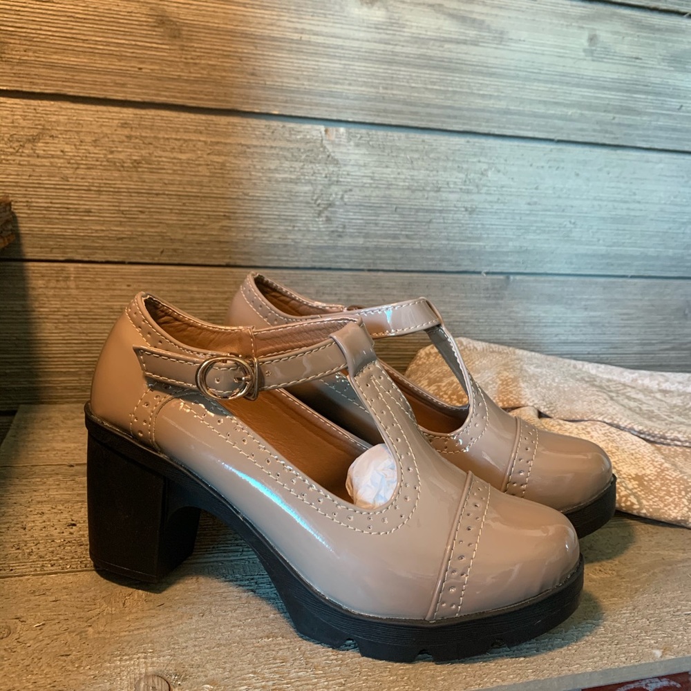 NWT T-strap Maryjane